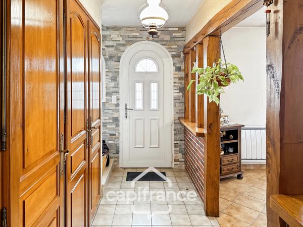 🏡 Maison familiale de 140 m² avec sous-sol total – Parigné-l’Évêque (proximité Le Mans)