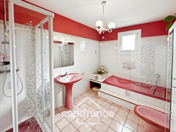 🏡 Maison familiale de 140 m² avec sous-sol total – Parigné-l’Évêque (proximité Le Mans)