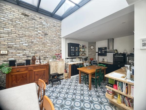 À VENDRE - BOULOGNE-SUR-MER - MAISON DE VILLE  4 PIÈCES - 104 M2