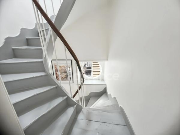 À VENDRE - BOULOGNE-SUR-MER - MAISON DE VILLE  4 PIÈCES - 104 M2