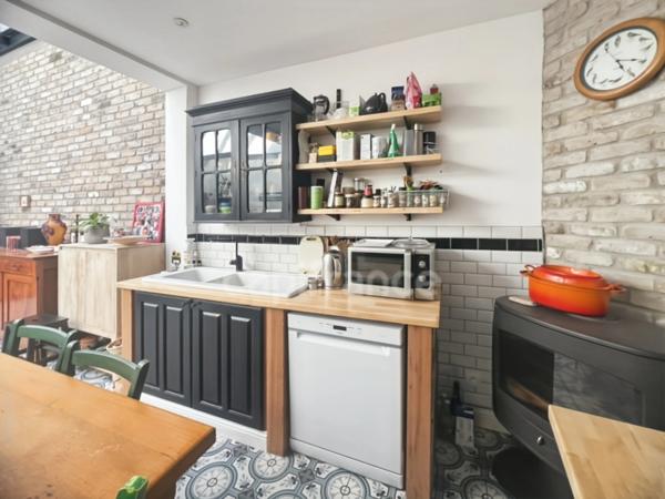 À VENDRE - BOULOGNE-SUR-MER - MAISON DE VILLE  4 PIÈCES - 104 M2