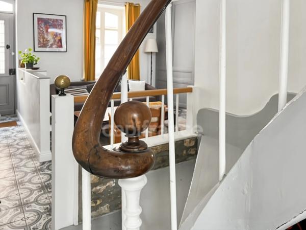 À VENDRE - BOULOGNE-SUR-MER - MAISON DE VILLE  4 PIÈCES - 104 M2