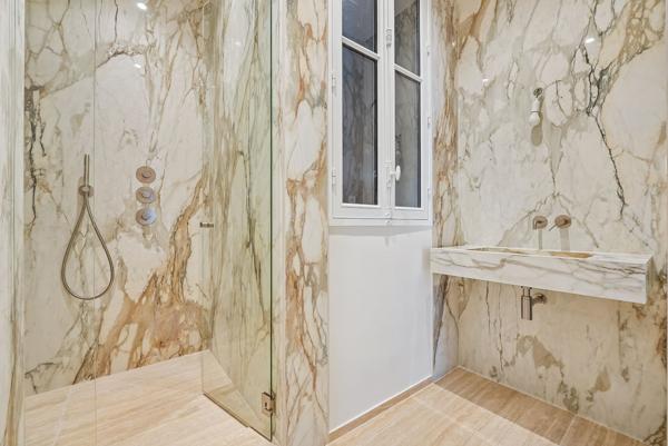 Vente Appartement de luxe Paris 8 6 Pièces 253 m²