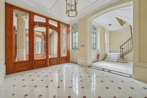 Vente Appartement de luxe Paris 8 6 Pièces 253 m²