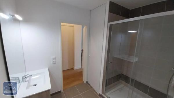 Appartement à louer 1 pièce 43.67m² Douai (59500)