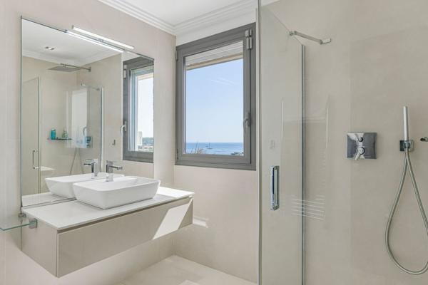 Vente Penthouse Antibes 4 Pièces 142 m²
