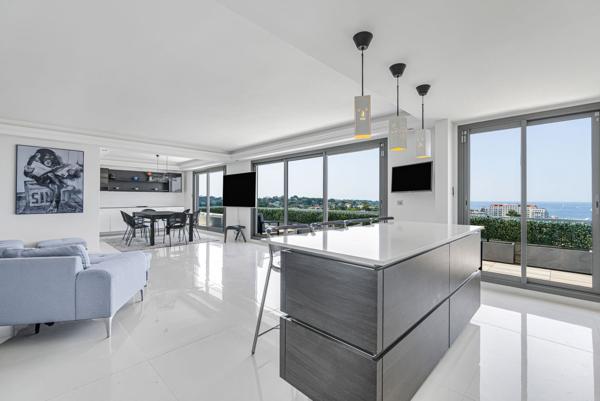 Vente Penthouse Antibes 4 Pièces 142 m²
