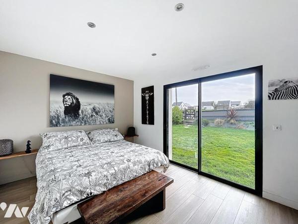 Belle contemporaine entre bourg et plages