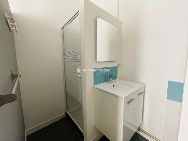 Location Appartement 1 pièces 27 m2 à Millau