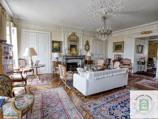 Rennes (35000) RENNES PARLEMENT - Appartement T8 au 4ème étage avec ascenseur