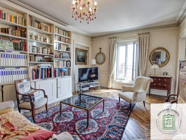 Rennes (35000) RENNES PARLEMENT - Appartement T8 au 4ème étage avec ascenseur