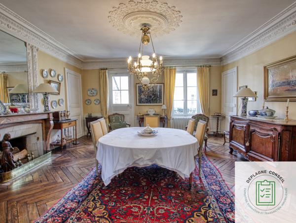 Rennes (35000) RENNES PARLEMENT - Appartement T8 au 4ème étage avec ascenseur