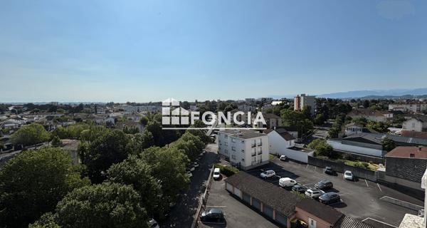 Location Appartement meublé 2 pièces 37.69 m² - Pau 64000