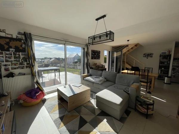 Location - Maison Saint-Père-Marc-en-Poulet 35430 4 pièces 99 m 2