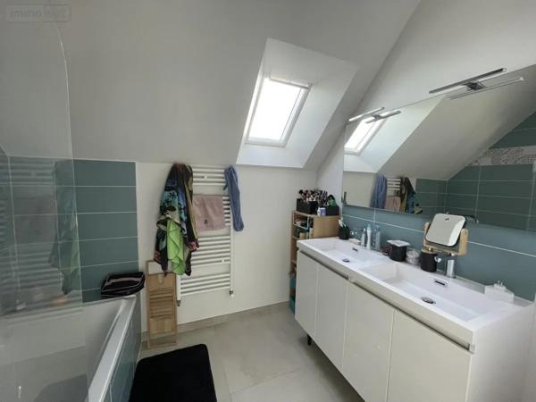 Location - Maison Saint-Père-Marc-en-Poulet 35430 4 pièces 99 m 2