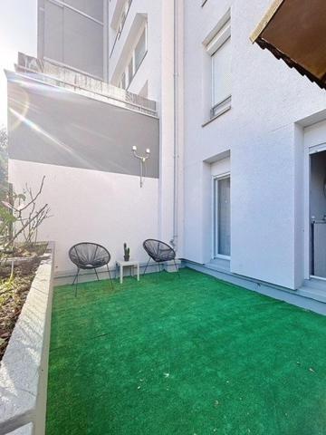 3 pièces de 65 m2 refait à neuf avec 2 terrasses de 15 et 20 m2