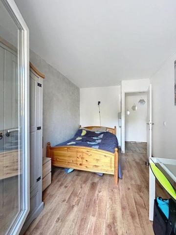 3 pièces de 65 m2 refait à neuf avec 2 terrasses de 15 et 20 m2