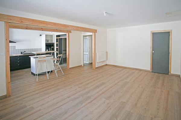 Échoppe rénovée avec grand balcon - Prix exceptionnel