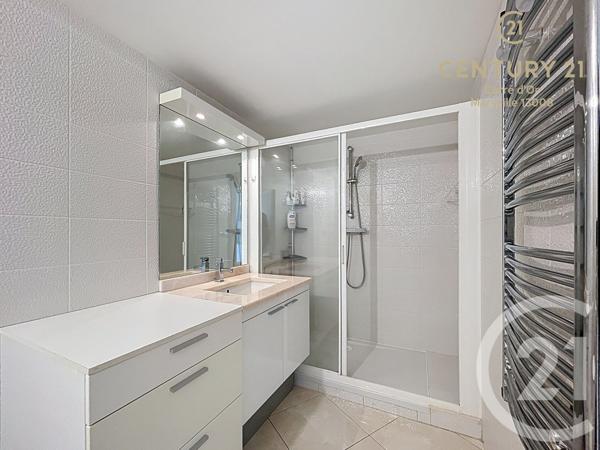 Appartement F3 à vendre  3 pièces - 86,21 m2 MARSEILLE - 13008