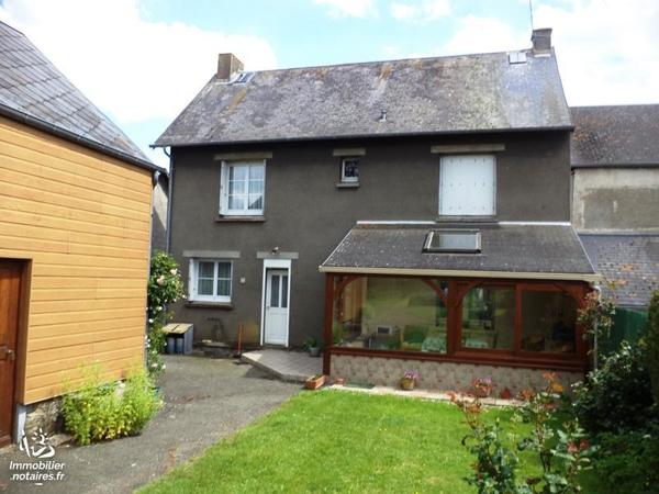 Maison de village d'environ 110 m² habitable sur 1 966 m² de terrain