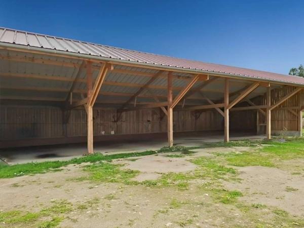 Propriété équestre Proche Mortagne Au Perche 195 m2  avec 30 hectares de terrain
