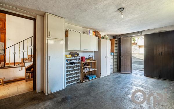 Maison à vendre    5 pièces • 133 m2 Colomars