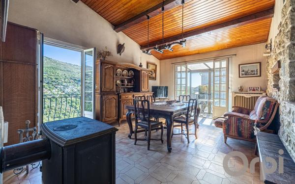 Maison à vendre    5 pièces • 133 m2 Colomars