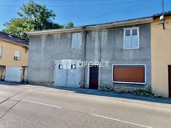 Achat maison près de SAINT CHEF - 7 pièce(s) - 300 m² - 140 000 €
