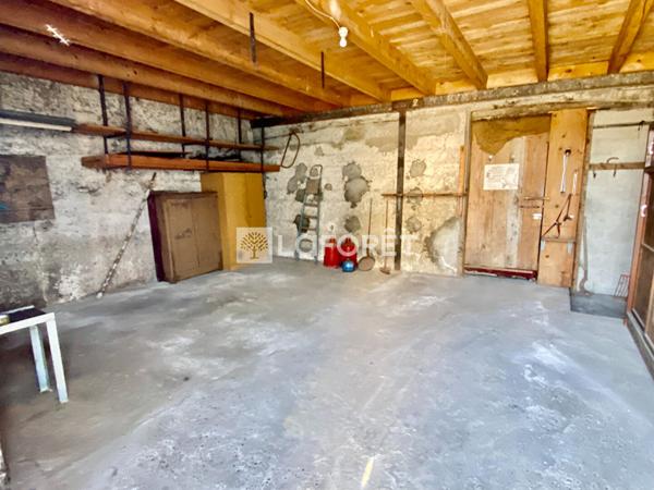 Achat maison près de SAINT CHEF - 7 pièce(s) - 300 m² - 140 000 €