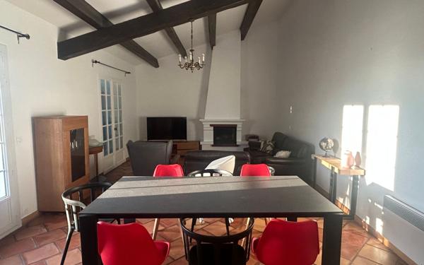 Maison à louer    4 pièces •  Générac