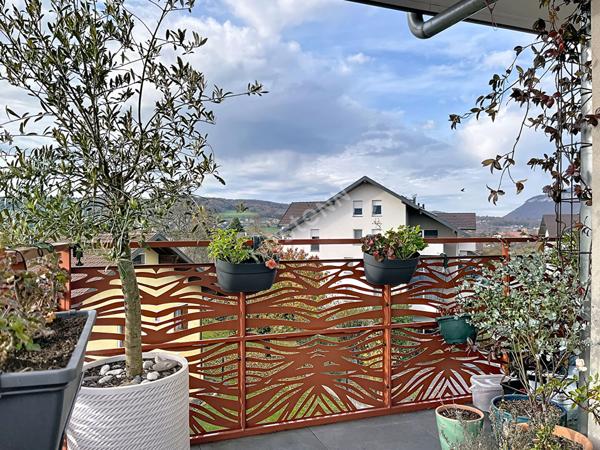 Poisy _ Spacieux et moderne appartement en duplex 5 pièces, de 90,81 m² (121,17 m² au sol), avec garage et terrasse