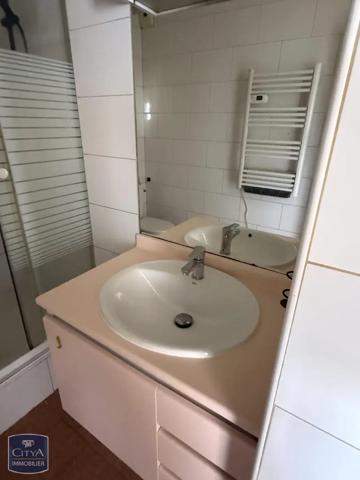 Appartement à louer 1 pièce 30.74m² Corbeil-Essonnes (91100)