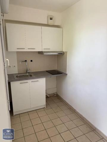Appartement à louer 1 pièce 30.74m² Corbeil-Essonnes (91100)