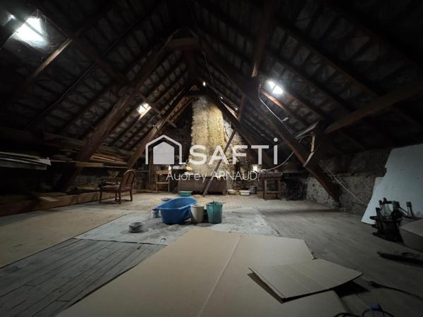 À vendre – Maison en pierre avec jardin à Saint-Merd-la-Breuille (Creuse)