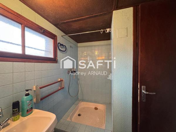 À vendre – Maison en pierre avec jardin à Saint-Merd-la-Breuille (Creuse)