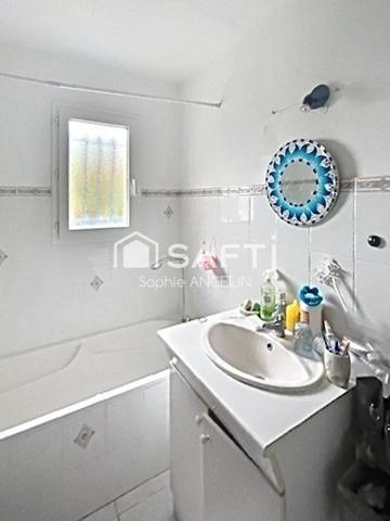 MATHA - BELLE MAISON DE PLAIN-PIED AVEC 4 CHAMBRES & GRAND TERRAIN CLOS