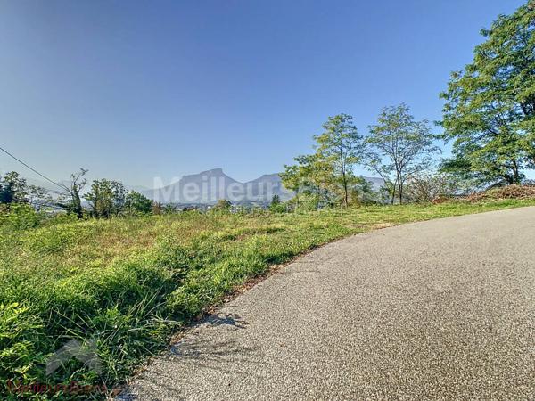 Terrain secteur MONTERMINOD libre de constructeur