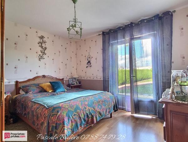 Joli pavillon 4 chambres avec vie de plain-pied - NOYANT (49490)