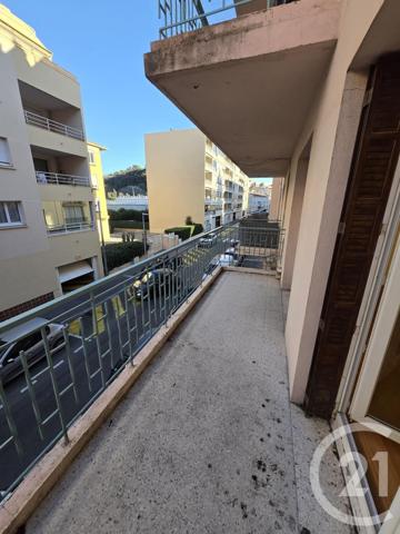 Appartement F4 à vendre  4 pièces - 94,74 m2 ST RAPHAEL - 83