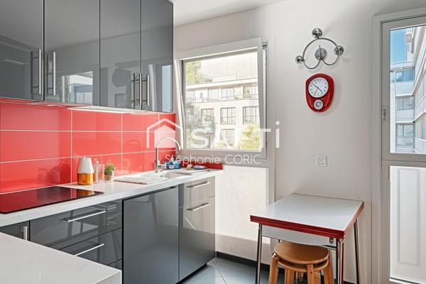 APPARTEMENT FAMILIAL - POSSIBILITÉ 4EME CHAMBRE - CALME ABSOLU