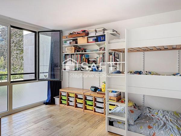 APPARTEMENT FAMILIAL - POSSIBILITÉ 4EME CHAMBRE - CALME ABSOLU