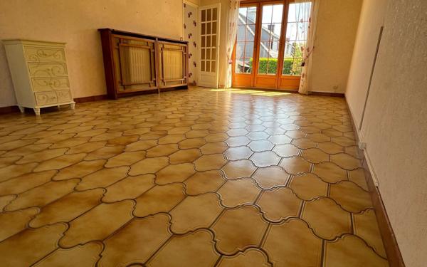 Maison à vendre    5 pièces • 101 m2 Saint-Quentin