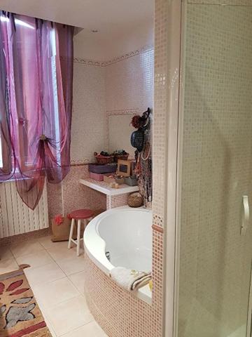 Maison 6 pièce(s) 130 m²