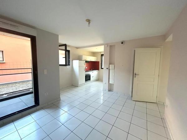 Appartement à louer 2 pièces 36.55m² Montbéliard (25200)