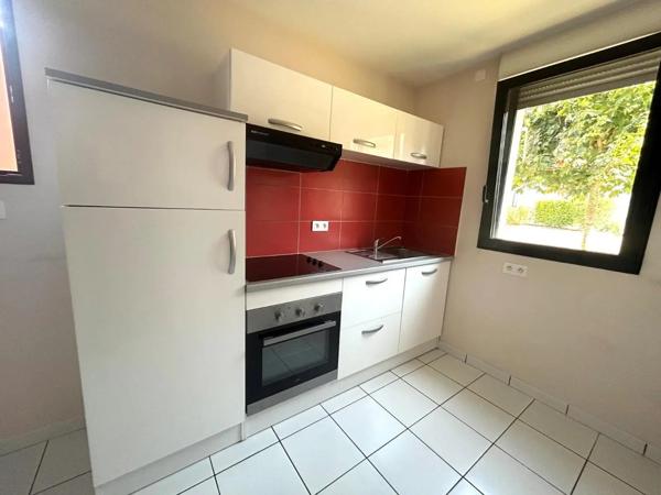 Appartement à louer 2 pièces 36.55m² Montbéliard (25200)
