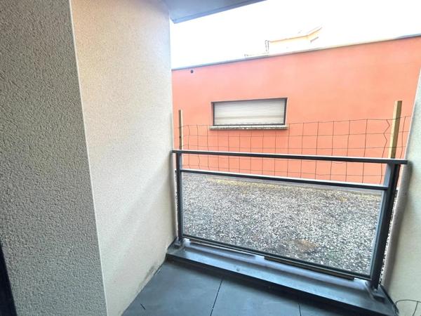 Appartement à louer 2 pièces 36.55m² Montbéliard (25200)