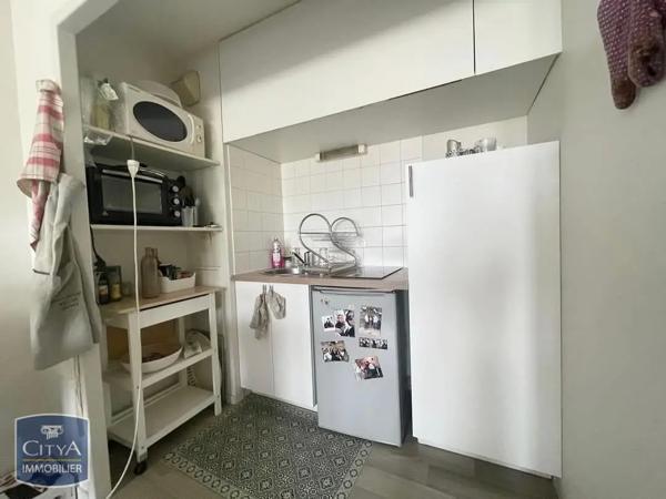 Appartement à louer 2 pièces 40.95m² Poitiers (86000)