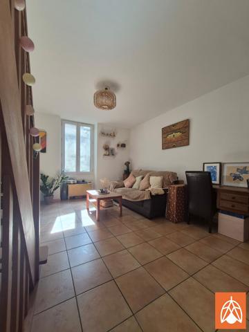 T3 atypique en triplex - Salon centre 46.58 m2 Salon de provence