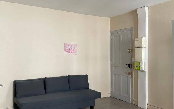 Immeuble à vendre    7 pièces •  Castres