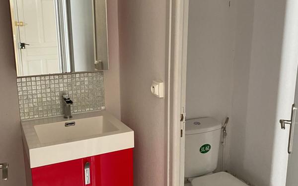 Immeuble à vendre    7 pièces •  Castres